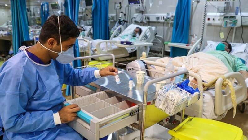 قرنطینه امیکرون باید بیشتر از 5 روز باشد قرنطینه امیکرون باید بیشتر از 5 روز باشد