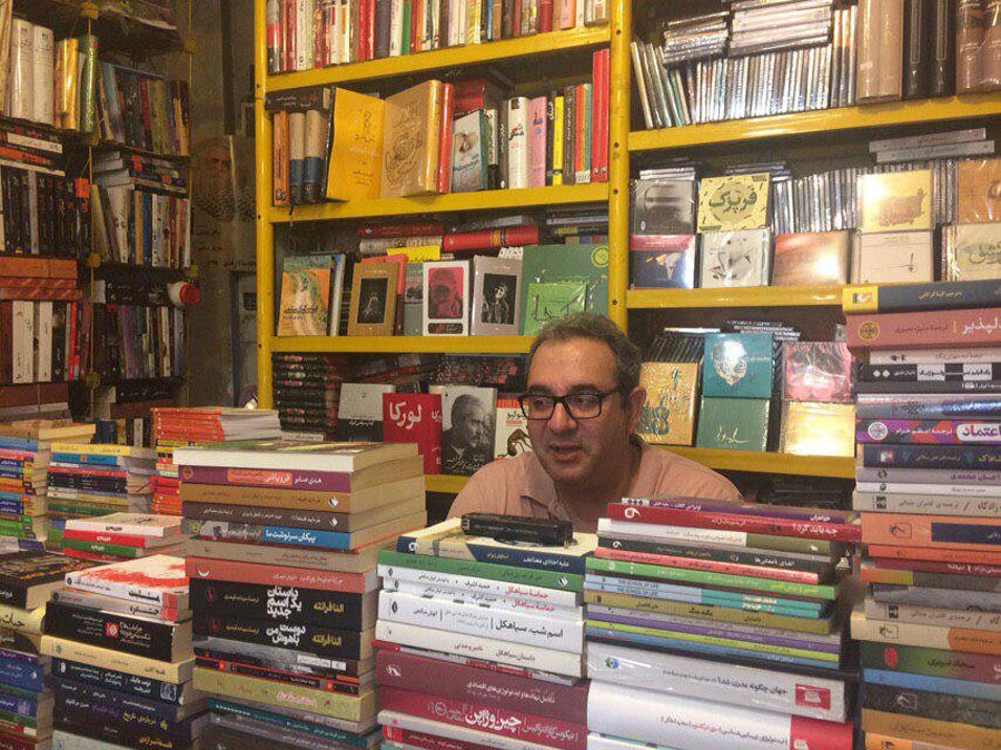 آخر هفته در تهران/ کتابفروشیهای قدیمی تهران آخر هفته در تهران/ کتابفروشیهای قدیمی تهران