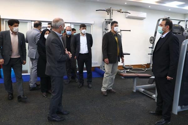 جزییات جلسه عزل؛ ابقای دبیرکل و حذف مشاوران عزیزی خادم جزییات جلسه عزل؛ ابقای دبیرکل و حذف مشاوران عزیزی خادم