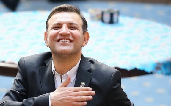 عزیز خادم به فدراسیون فوتبال برمیگردد؟ عزیز خادم به فدراسیون فوتبال برمیگردد؟