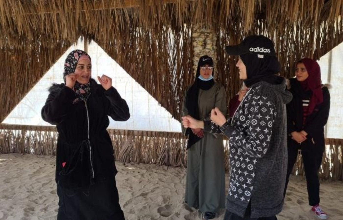 آموزش کونگ فو به دختران در غزه آموزش کونگ فو به دختران در غزه