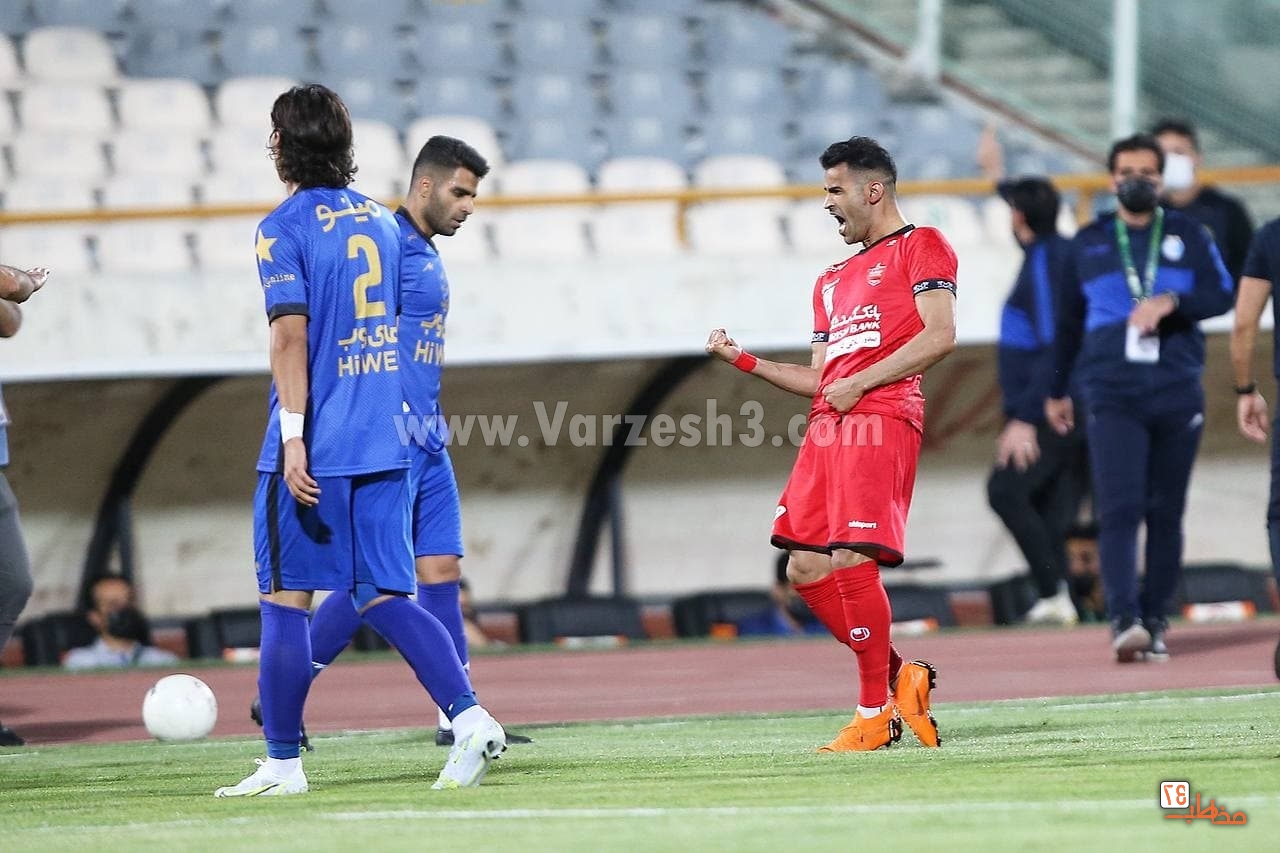 پرسپولیس یحیی فاتح دربی، سقوط تیم فرهاد و صدرنشینی قرمزها پرسپولیس یحیی فاتح دربی، سقوط تیم فرهاد و صدرنشینی قرمزها
