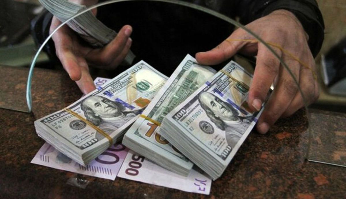 پیش بینی قیمت دلار در بازار؛ افت قیمت دلار چقدر محتمل است؟