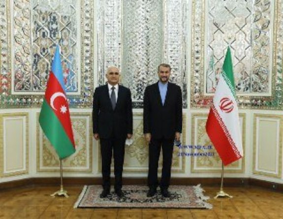 تاکید وزیر امور خارجه بر برقراری مجدد پروازها میان دو کشور ایران و آذربایجان تاکید وزیر امور خارجه بر برقراری مجدد پروازها میان دو کشور ایران و آذربایجان