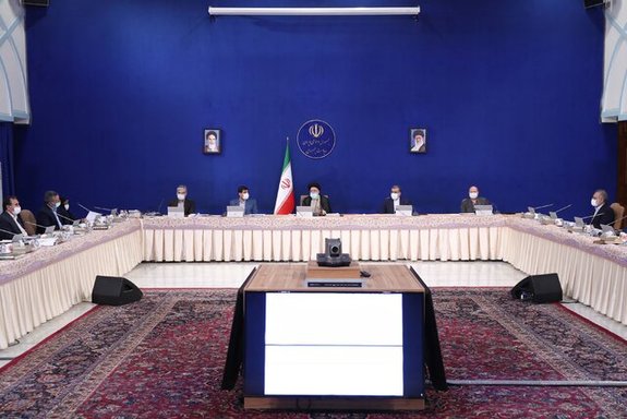 دستور رئیس جمهور برای تامین داروی بیماران اس. ام.ای دستور رئیس جمهور برای تامین داروی بیماران اس. ام.ای