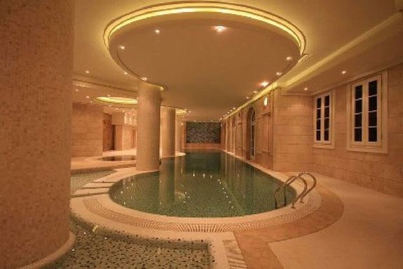 صاحبان خانههای بالای ۲۰ میلیارد باید مالیات بدهند صاحبان خانههای بالای ۲۰ میلیارد باید مالیات بدهند