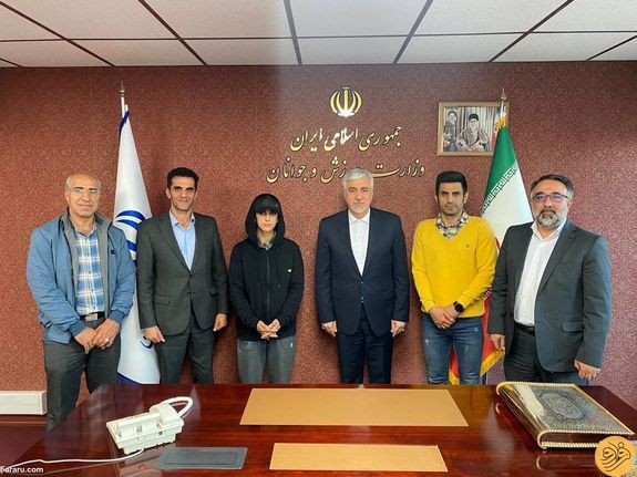 دردسر وزیر ورزش پس از دیدار با الناز رکابی دردسر وزیر ورزش پس از دیدار با الناز رکابی