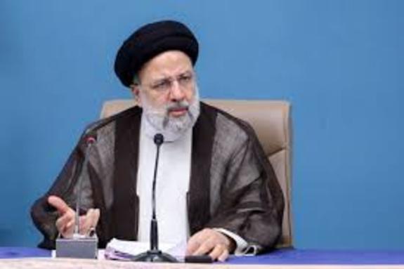 با دستور رئیسی عملیات اجرایی خط انتقال آب خلیج فارس به استانهای یزد و کرمان آغاز شد با دستور رئیسی عملیات اجرایی خط انتقال آب خلیج فارس به استانهای یزد و کرمان آغاز شد