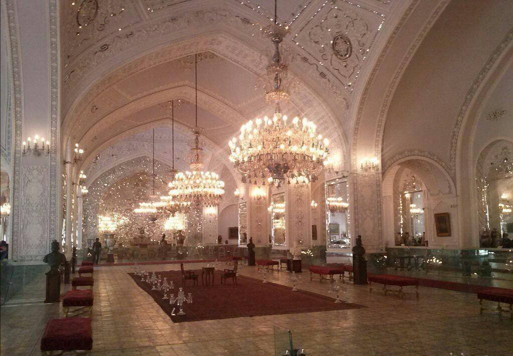 ماجرای یک صندلی خونین در کاخ گلستان + عکس ماجرای یک صندلی خونین در کاخ گلستان + عکس