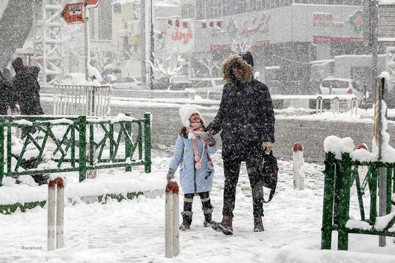 مدارس چند شهر تهران به دلیل بارش برف غیرحضوری شد مدارس چند شهر تهران به دلیل بارش برف غیرحضوری شد