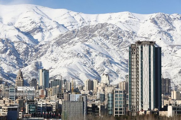 ارتفاع برف در گردنه «تاراز» کوهرنگ ارتفاع برف در گردنه «تاراز» کوهرنگ