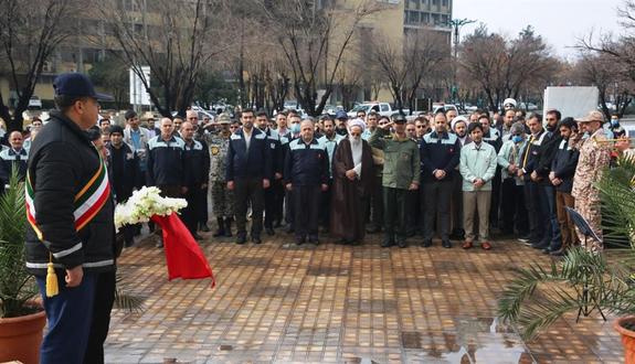 عزم مدیران وکارکنان ذوب آهن اصفهان برای رسیدن به جایگاه واقعی عزم مدیران وکارکنان ذوب آهن اصفهان برای رسیدن به جایگاه واقعی