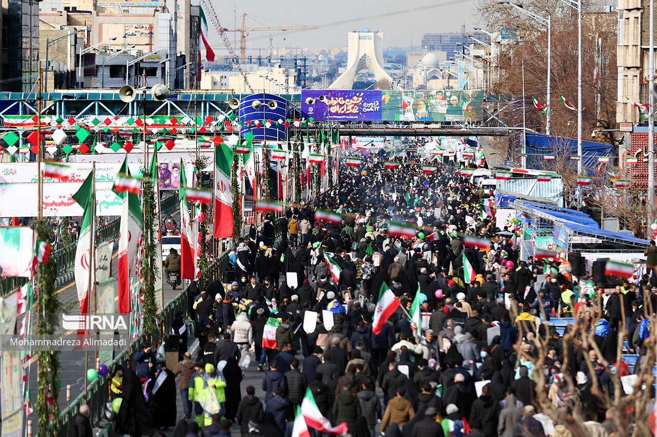 راهپیمایی ۲۲ بهمن در تهران و سراسر کشور راهپیمایی ۲۲ بهمن در تهران و سراسر کشور