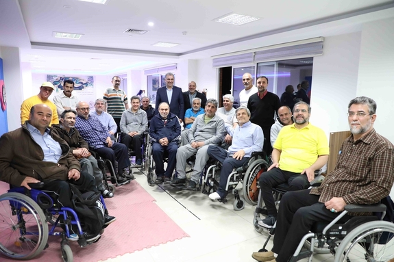دیدار مدیرعامل بانک دی با جمعی از جانبازان سرافراز دیدار مدیرعامل بانک دی با جمعی از جانبازان سرافراز