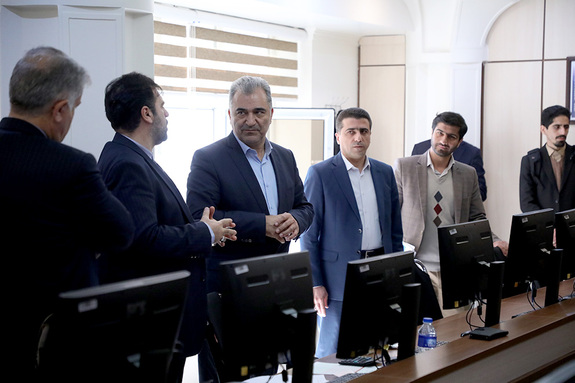 مدیرعامل بانک دی: هزینه کردن برای آموزش کارکنان، سرمایه&zwnj;گذاری است