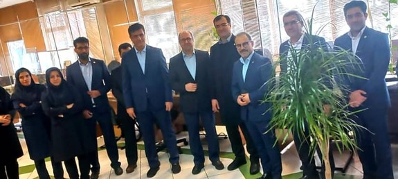 بازدید مدیرعامل بیمه البرز از شعبه اکباتان بازدید مدیرعامل بیمه البرز از شعبه اکباتان