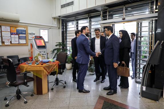 تجربهای نو با خدمات نوروزی بانک مسکن تجربهای نو با خدمات نوروزی بانک مسکن