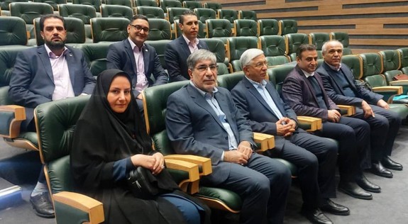 تجلیل از روسای پنج شعبه موفق موسسه اعتباری ملل تجلیل از روسای پنج شعبه موفق موسسه اعتباری ملل