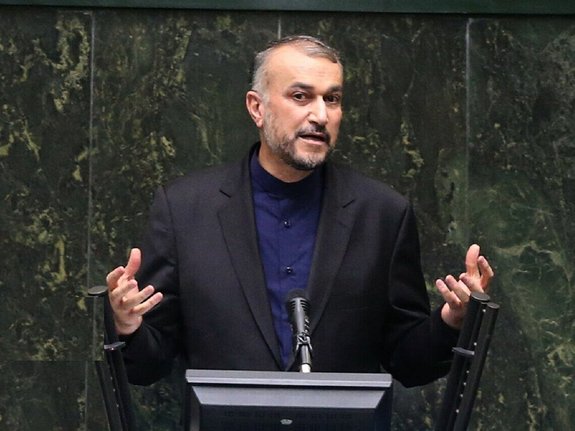 انتقاد ایران از سدسازی ترکیه و هشدار به طالبان درباره حقابه هیرمند انتقاد ایران از سدسازی ترکیه و هشدار به طالبان درباره حقابه هیرمند