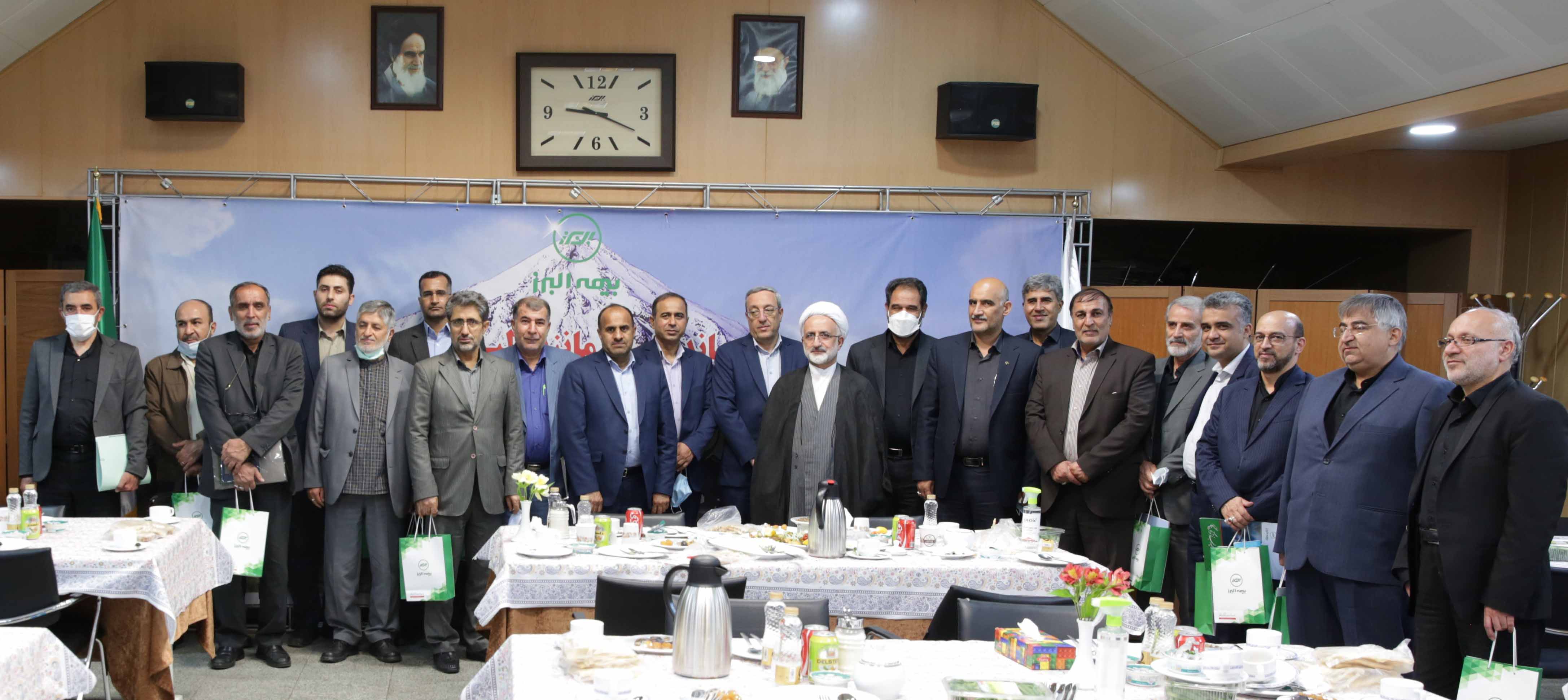 نشست هم اندیشی مسوولان امور ایثارگران وزارت اقتصاد برگزارشد نشست هم اندیشی مسوولان امور ایثارگران وزارت اقتصاد برگزارشد