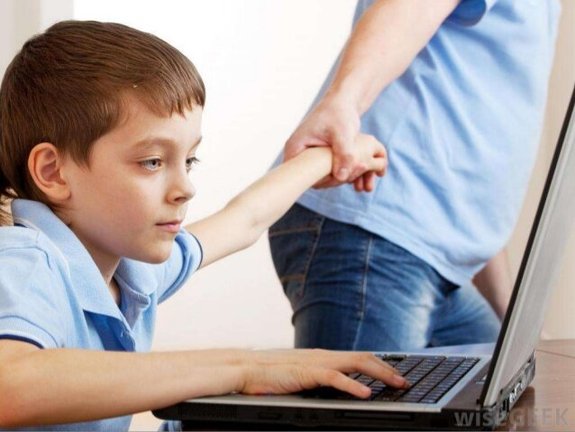دستبرد به حساب پدر برای بازی آنلاین دستبرد به حساب پدر برای بازی آنلاین