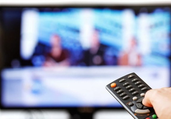 پایین آمدن درصد بیننده مخاطب تلویزیون پایین آمدن درصد بیننده مخاطب تلویزیون