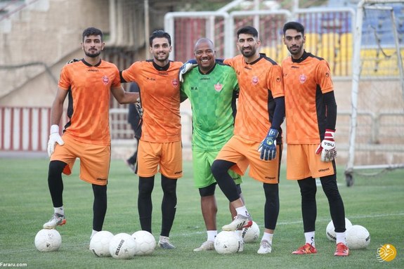 سبک جدید آمادگی مربی دروازه&zwnj;بانان پرسپولیس