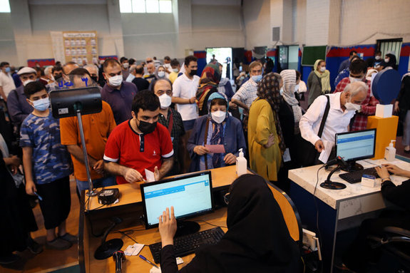 آغاز موج هفتم کرونا با افزایش دو برابری مبتلایان آغاز موج هفتم کرونا با افزایش دو برابری مبتلایان