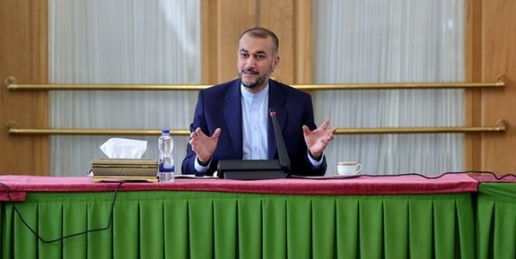 ایرانیان خارج از کشور مورد توجه ویژه در دستگاه دیپلماسی قرار میگیرند ایرانیان خارج از کشور مورد توجه ویژه در دستگاه دیپلماسی قرار میگیرند