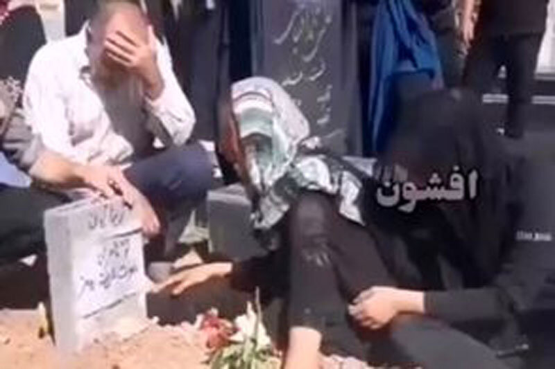 «کمیته حقیقت یاب» مجلس بدنبال علت فوت مهسا امینی «کمیته حقیقت یاب» مجلس بدنبال علت فوت مهسا امینی