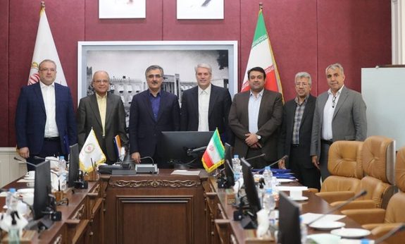 با حکم مدیرعامل بانک ملی ایران؛ اعضای هیات امنای بانک کارگشایی منصوب شدند با حکم مدیرعامل بانک ملی ایران؛ اعضای هیات امنای بانک کارگشایی منصوب شدند