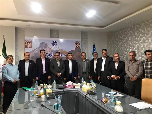 آیین تکریم و معارفه سرپرست جدید مخابرات ایلام برگزار شد آیین تکریم و معارفه سرپرست جدید مخابرات ایلام برگزار شد