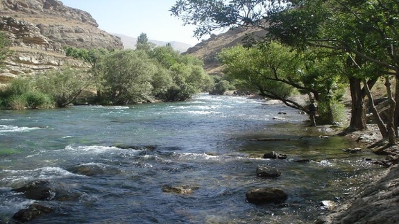 مردم استان تهران از تردد در حاشیه رودخانهها خودداری کنند مردم استان تهران از تردد در حاشیه رودخانهها خودداری کنند