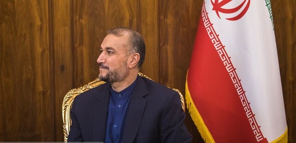 امیرعبداللهیان: دخالت آمریکا، با پیامهای مکرر دیپلماتیک به ایران در تعارض است امیرعبداللهیان: دخالت آمریکا، با پیامهای مکرر دیپلماتیک به ایران در تعارض است