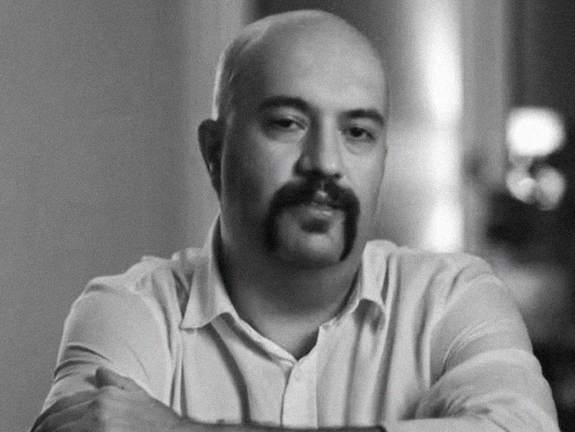 آرش عاشورینیا، عکاس مشهور ایران درگذشت آرش عاشورینیا، عکاس مشهور ایران درگذشت