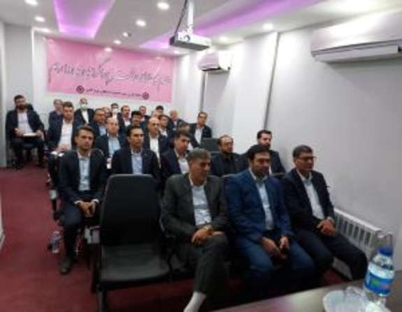 دیدار مدیران بانک ایران زمین از شعب غرب کشور دیدار مدیران بانک ایران زمین از شعب غرب کشور