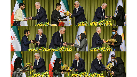 نفرات برتر کنکور سراسری ۱۴۰۱ نیز به خانواده پاسارگاد ملحق شدند