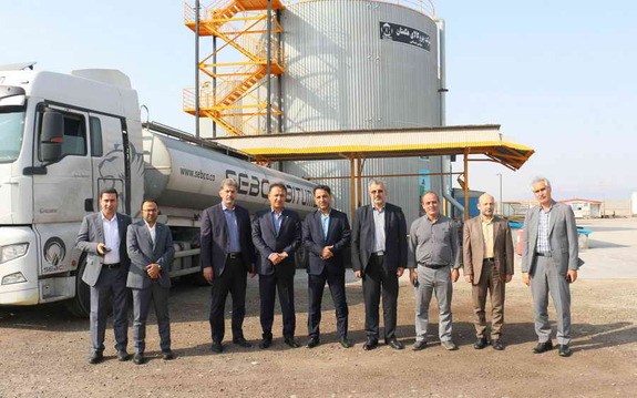 آمادگی بانک توسعه تعاون برای حمایت از واحد برتر تولیدکننده قیر هرمزگان آمادگی بانک توسعه تعاون برای حمایت از واحد برتر تولیدکننده قیر هرمزگان