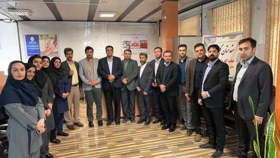 دیدار مدیر عامل شرکت بیمه حکمت، از شعبه مرکزی خرم آباد دیدار مدیر عامل شرکت بیمه حکمت، از شعبه مرکزی خرم آباد