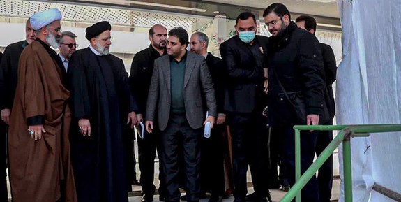 بازدید رئیس جمهور از پرند؛ به فوریت پروژه مترو پرند تکمیل شود بازدید رئیس جمهور از پرند؛ به فوریت پروژه مترو پرند تکمیل شود