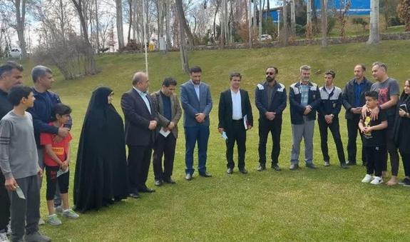 دیدار نوروزی مدیرعامل شرکت باخانوادههای ذوبآهنی در مجموعه اقامتی تفریحی وحدت چادگان دیدار نوروزی مدیرعامل شرکت باخانوادههای ذوبآهنی در مجموعه اقامتی تفریحی وحدت چادگان