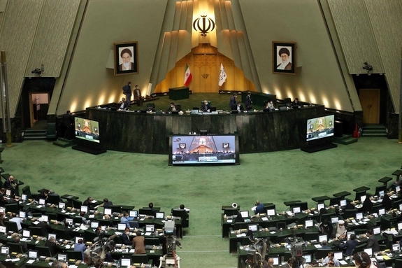 ثبتنام داوطلبان با تجربه سه دوره نمایندگی، در انتخابات مجلس ممنوع شد ثبتنام داوطلبان با تجربه سه دوره نمایندگی، در انتخابات مجلس ممنوع شد