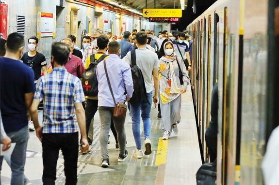 ابلاغیهای برای ممانعت از ورود بانوانی که کشف حجاب کردهاند، ندیدهام ابلاغیهای برای ممانعت از ورود بانوانی که کشف حجاب کردهاند، ندیدهام