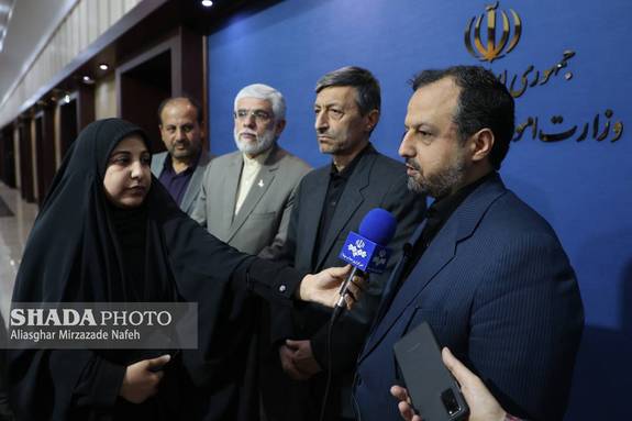 وزیر اقتصاد: توسعه استان گلستان، از مسایل مورد توجه و دغدغههای دولت سیزدهم است وزیر اقتصاد: توسعه استان گلستان، از مسایل مورد توجه و دغدغههای دولت سیزدهم است