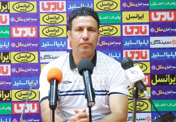 توضیحات سرمربی ذوب&zwnj;آهن درباره مصاف با نفت مسجدسلیمان