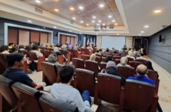 برگزاری نشست ادبی با موضوع بزرگداشت عطار نیشابوری در جزیره کیش برگزاری نشست ادبی با موضوع بزرگداشت عطار نیشابوری در جزیره کیش