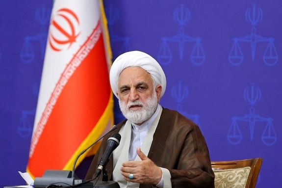 انتقاد رئیس قوه قضاییه از نابسامانی در بازار خودرو انتقاد رئیس قوه قضاییه از نابسامانی در بازار خودرو