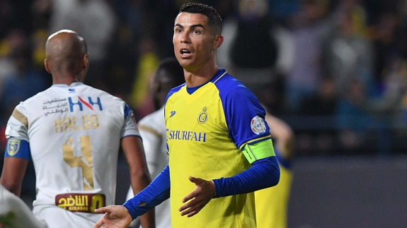 استقبال جالب هواداران الهلال از رونالدو