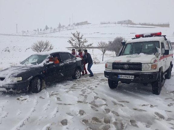 آمادهباش امدادگران در ۱۲ استان در پی پیشبینی بارش شدید باران و برف آمادهباش امدادگران در ۱۲ استان در پی پیشبینی بارش شدید باران و برف