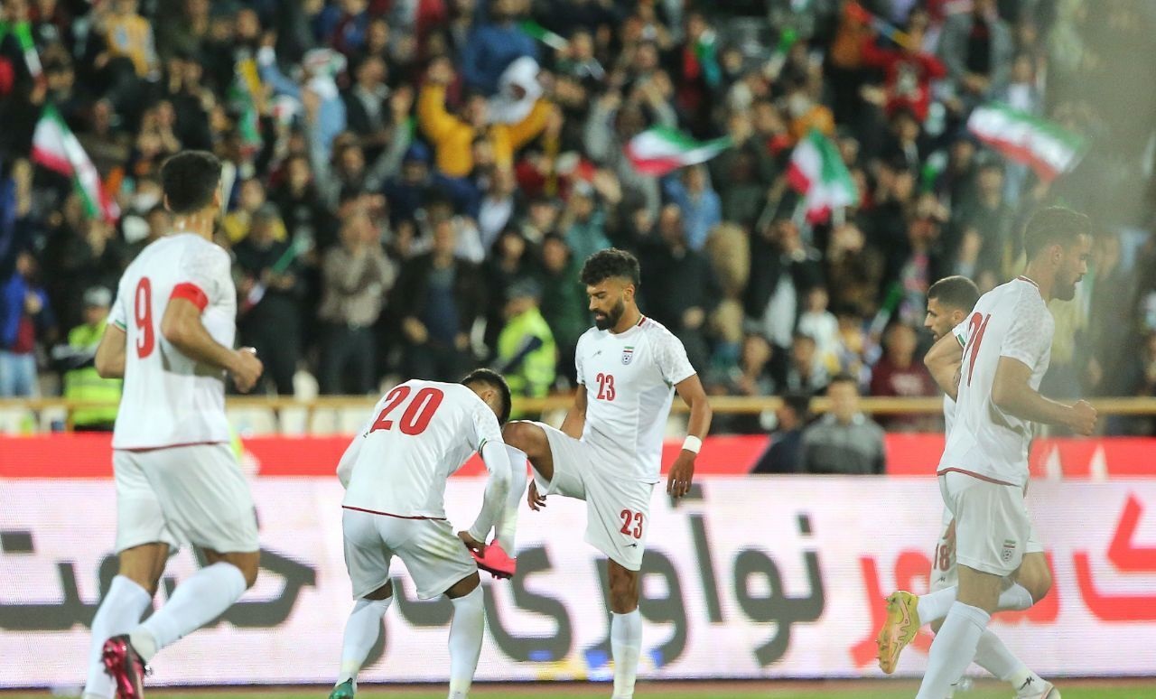 (عکس) درخواست جالب رامین رضاییان وسط بازی تیم ملی (عکس) درخواست جالب رامین رضاییان وسط بازی تیم ملی